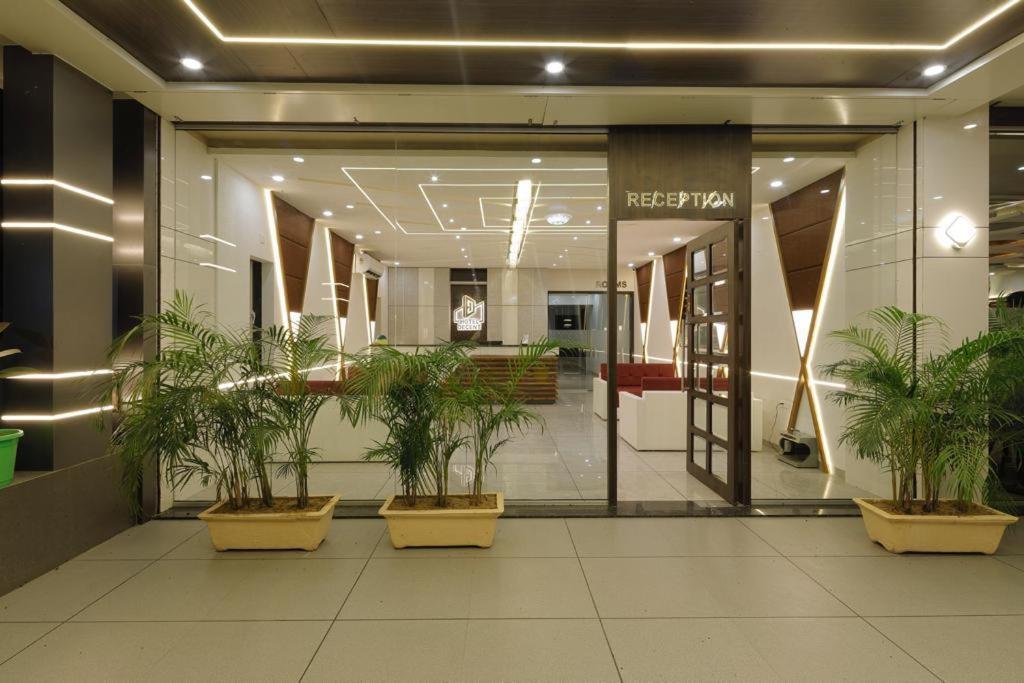 Hotel Decent Unjha Zewnętrze zdjęcie