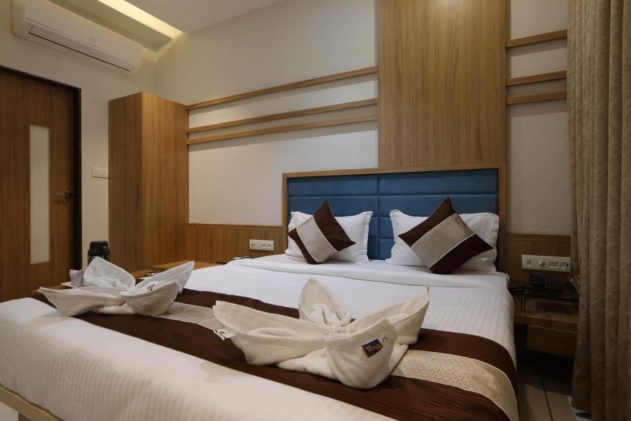 Hotel Decent Unjha Zewnętrze zdjęcie