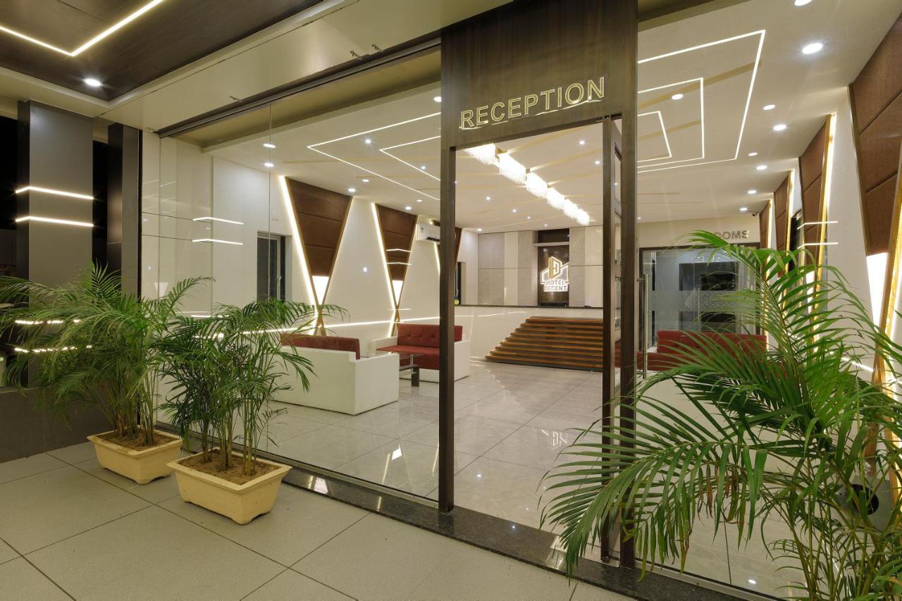 Hotel Decent Unjha Zewnętrze zdjęcie